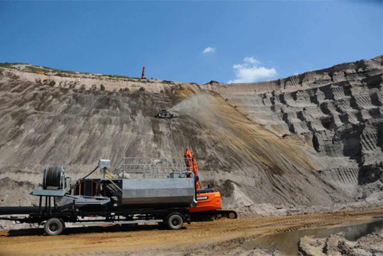 Hydraulische Begrünung mit eigener Saatgutrezeptur